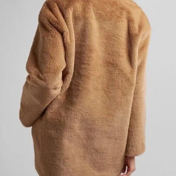 Express Light Brown Faux Fur Coat Size Medium NWT - Picture 14 of 14
